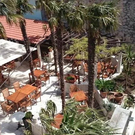 Modern In Old Town Appartement Makarska